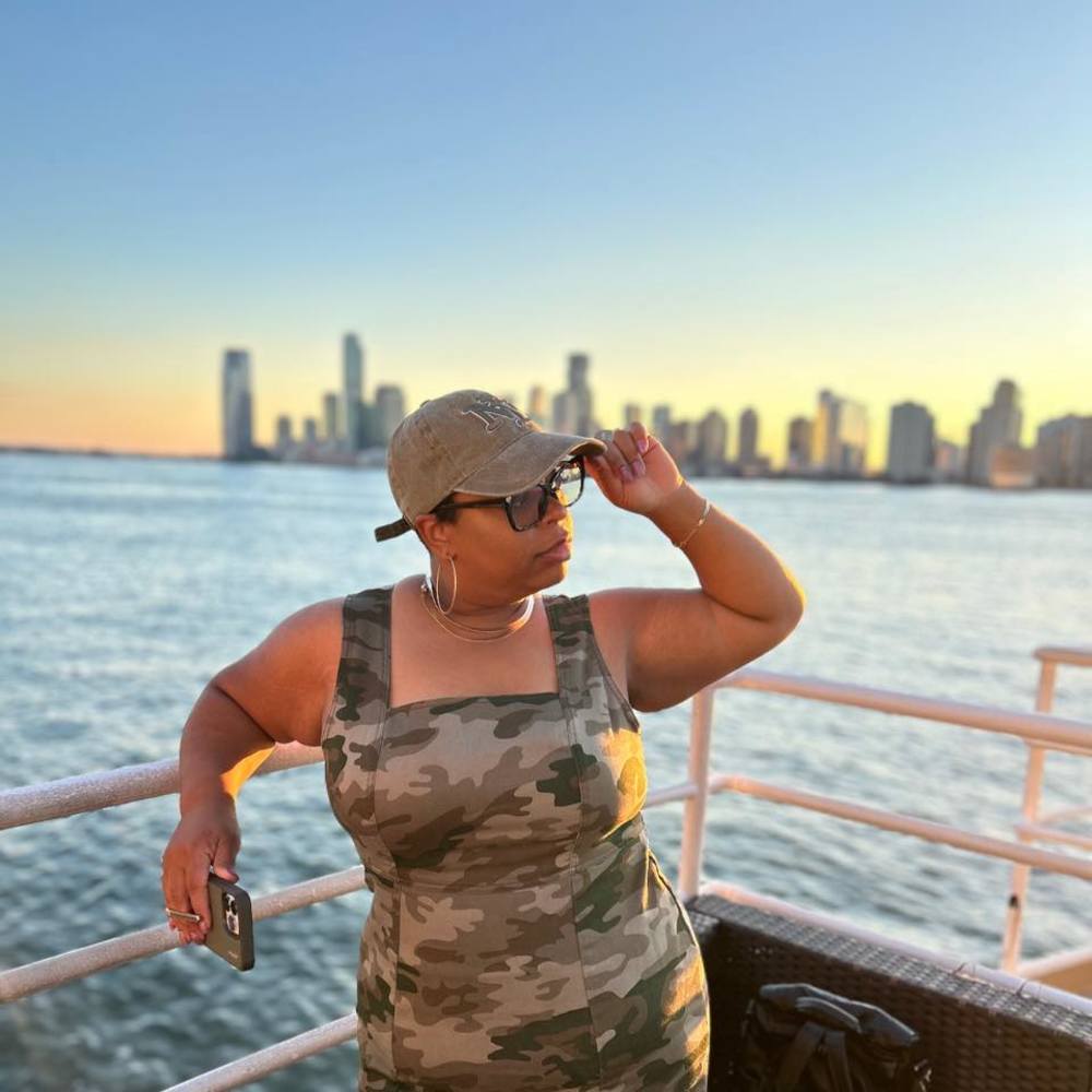 Meet your Posher, April